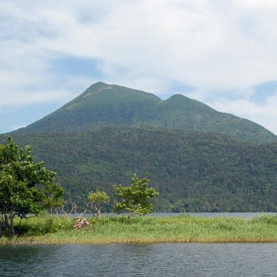 hokkaido train tour