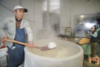 Steaming Rice